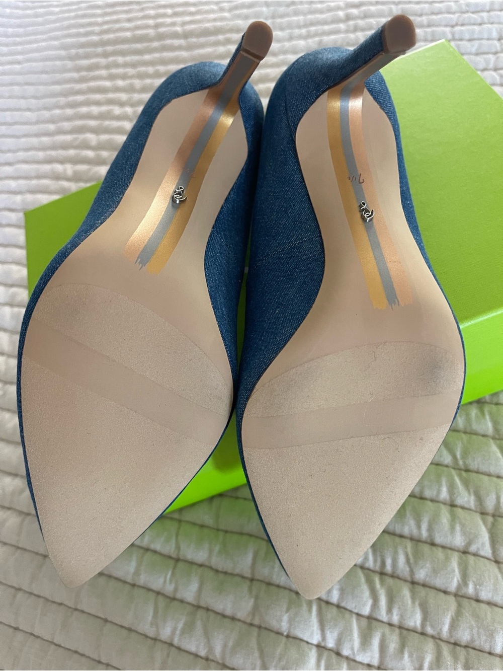 Classic Pointed-Toe Denim High Heel Pumps - Blue - Picture 5 of 6